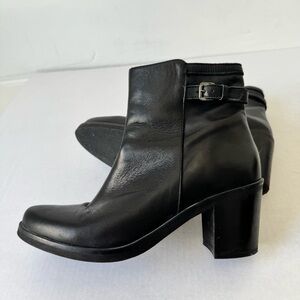 Classic Black Leather Block Heel Ankle Boots with Buckle